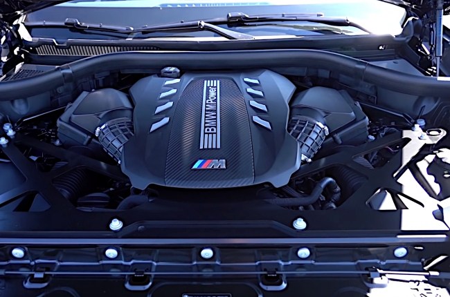 BMW X5 M двигатель