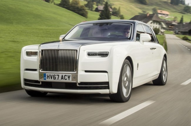Королевский автомобиль для королевских особ. Rolls-Royce Phantom