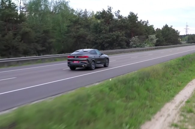 BMW X6 на трассе
