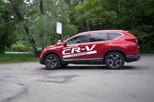 Honda CR-V Hybrid вид сбоку