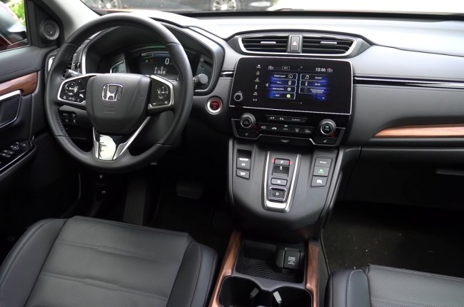 Honda CR-V Hybrid салон