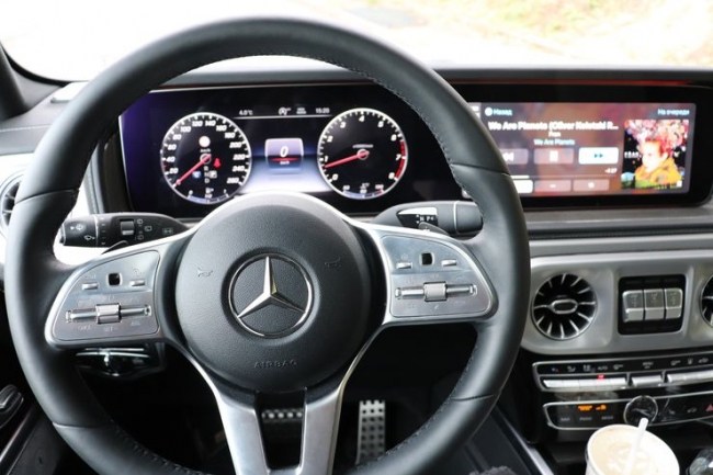 Качок во фраке: Mercedes-Benz G 500. Mercedes G-Class (W463)