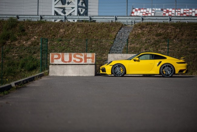 Porsche 911 Turbo S: почему нет смысла покупать его для «понтов». Porsche 911 Turbo (992)