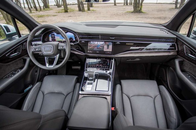 Audi Q7: антикризисный премиум-класс. Audi Q7 (4M)