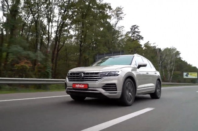 Volkswagen Touareg поведение на дороге