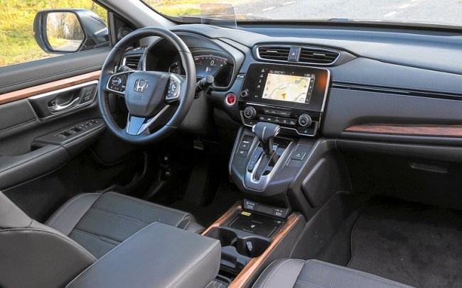 Кроссовер Honda CR-V обновили, но главный вопрос остался. Honda CR-V