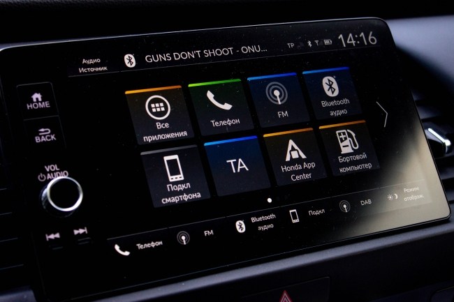 Honda Jazz Hybrid мультимедийная система