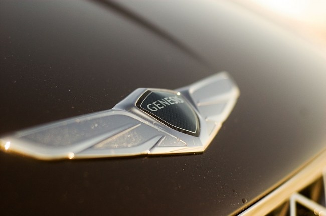Bentley для застенчивых: Genesis G80. Genesis G80