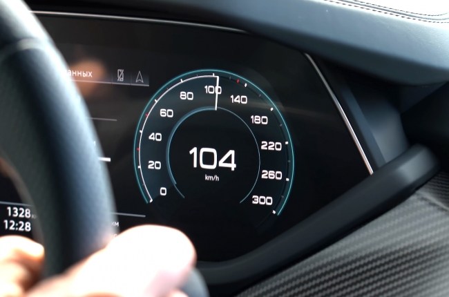 Audi e-tron GT разгін до 100