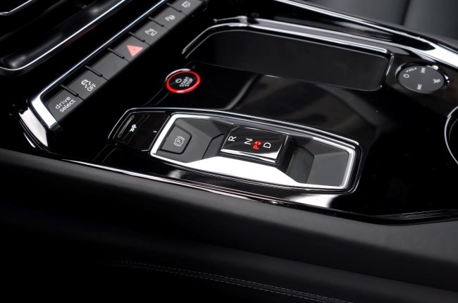 Audi e-tron GT селектор АКПП
