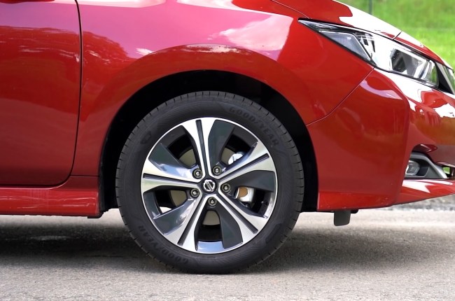 Nissan Leaf колеса