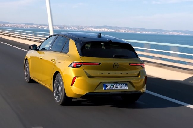 Opel Astra поведение на дороге