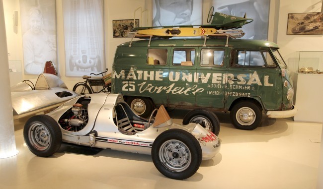       (1952 ),    Porsche  Otto Mathe.   