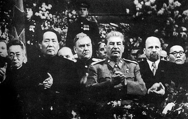 Встреча Мао Цзэдуна и Иосифа Сталина в начале 1950 года положила начало всему китайскому автопрому