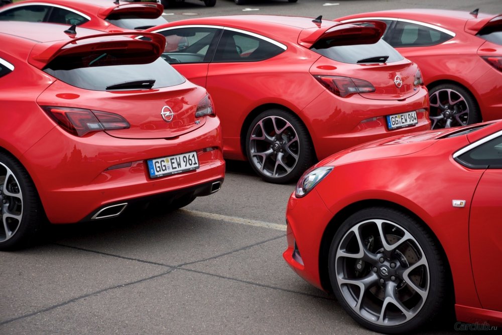 Opel 20. Колеса Opel Astra OPC r20. Диски OPC r20 Opel Astra GTC J. Красный Opel Astra j GTC r20. Opel Astra GTC r20.