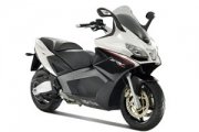 Aprilia SRV 850
