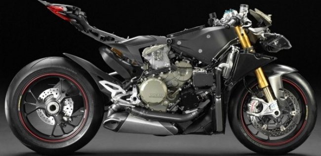 Ducati может заменить двигатель своих супербайков новым мотором