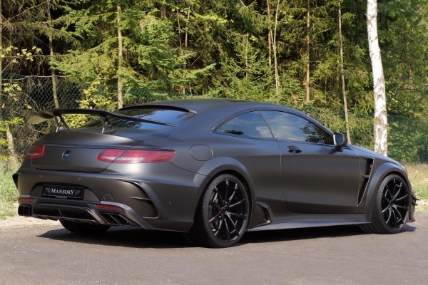 Mansory представил Mercedes-AMG S63 Coupe Black Edition