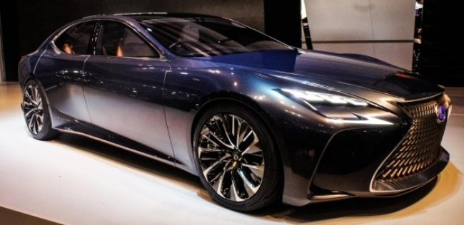 Lexus рассекретил предвестника нового LS