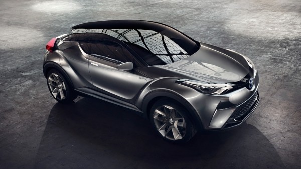 Toyota запустит в серию концептуальный гибридный кроссовер C-HR