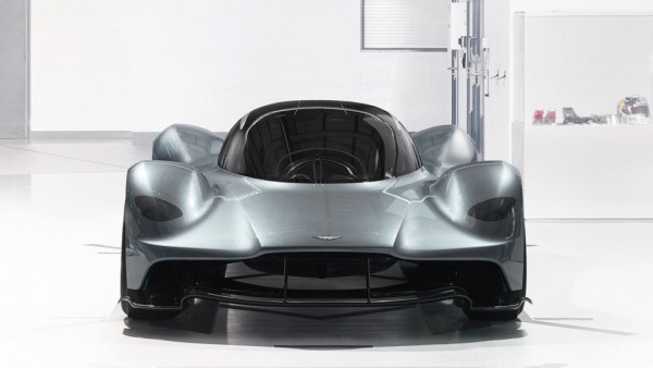 Гиперкар Aston Martin и Red Bull наберет 320 километров в час за 10 секунд