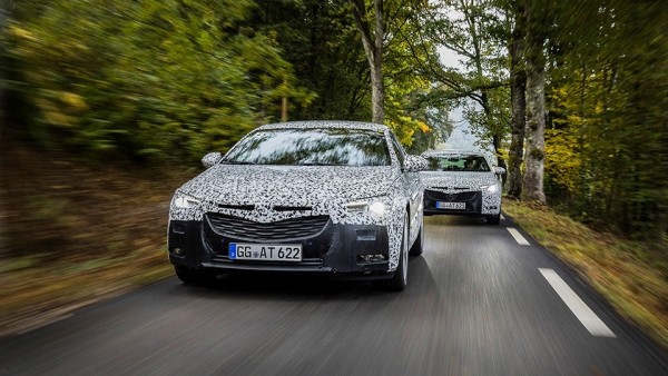 Новая Opel Insignia получит матричные светодиодные фары