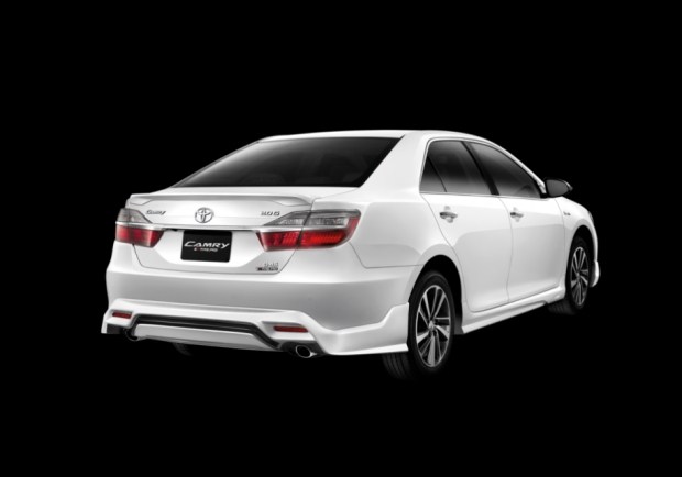 Toyota Updated &#8220;Sports&#8221; Camry. But Nothing Has Changed