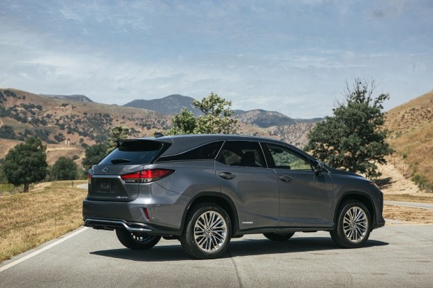 Restyled Crossovers Lexus Rx And Rxl Have Become More Safer