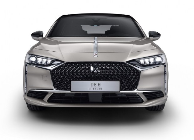 Premium Mark Ds Introduced The European Version Of The Ds 9 Business Sedan