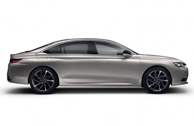 Premium Mark Ds Introduced The European Version Of The Ds 9 Business Sedan