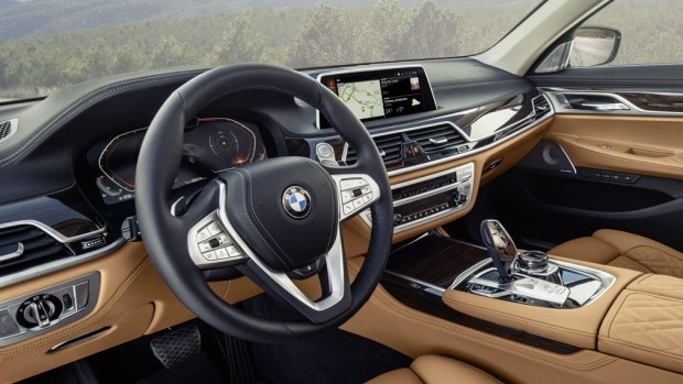 BMW 7-Series  