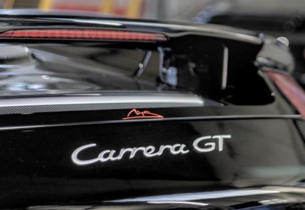 На продажу выставили секретный спорткар Шумахера 2
