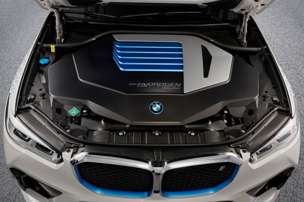 У BMW роблять ставку на водневі автомобілі