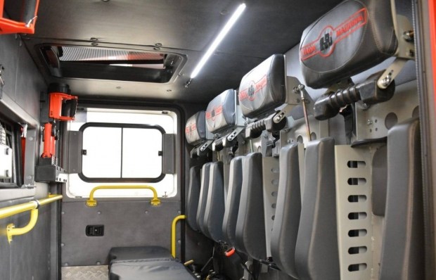 В Україні виготовили партію пожежних автоцистерн на шасі Isuzu NQR90