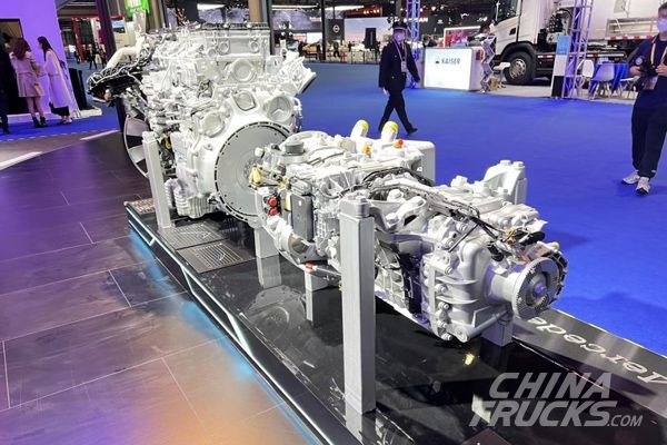 Mercedes-Benz Trucks показав на виставці СIIE у Шанхаї низку цікавих новинок