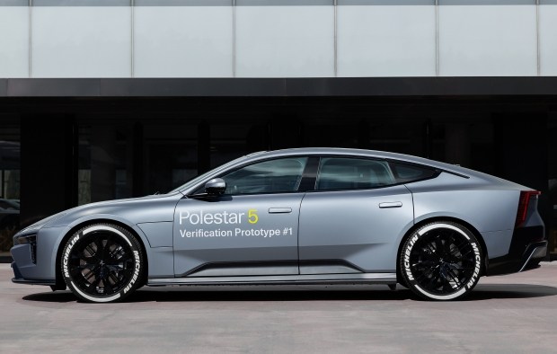 Polestar is testing ultra-fast charging for electric cars. Electric cars and electric cars