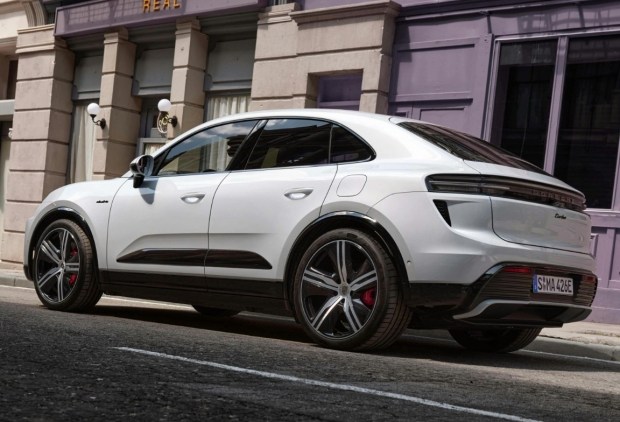 Porsche is preparing several new versions of the electric Macan. Electric cars and electric cars