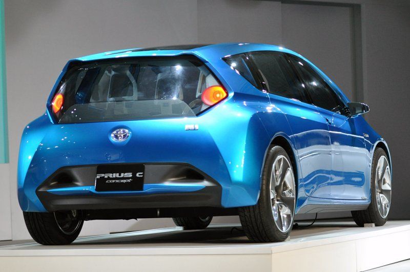 Тойота Приус концепт. Toyota Prius 5 концепт. Toyota Prius c 2018. Toyota Prius c 2012.