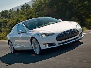 Tesla поделилась подробностями об электроседане Model S
