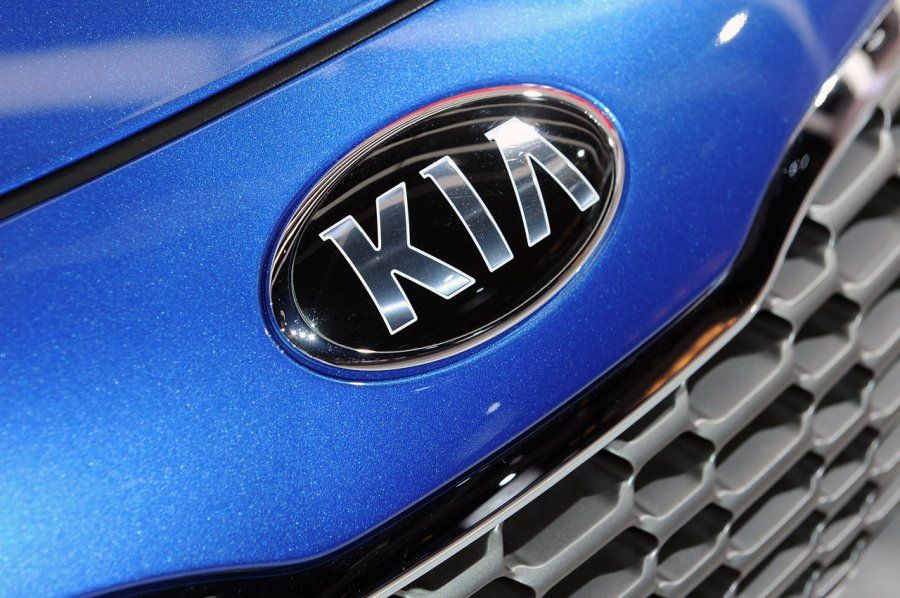 Kia volkswagen. Kia Forte логотип. Киа Серато лого. Кия и Фольксваген. Kia Cerato логотип.
