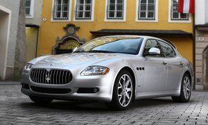 Maserati ,    Quattroporte