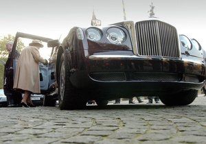      Bentley  10  