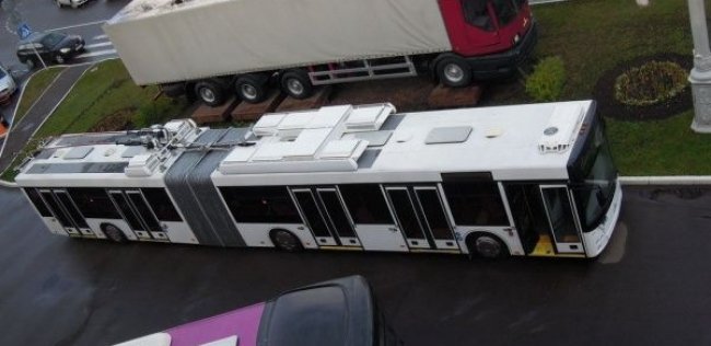 МАЗ построил троллейбус-«гармошку»