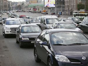 Кремль выступил против повышения транспортного налога