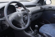  . (Peugeot 206) -  6