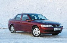   . (Ford Mondeo) -  7