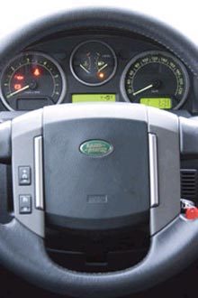    (Land Rover Discovery) -  4