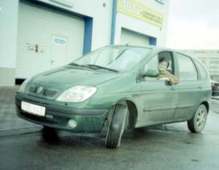 Renault Scenic:    (Renault Scenic) -  4