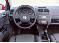   ?  3   VW Polo (Volkswagen Polo) -  2