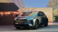 ������ ����������� ������������ Toyota C-HR+